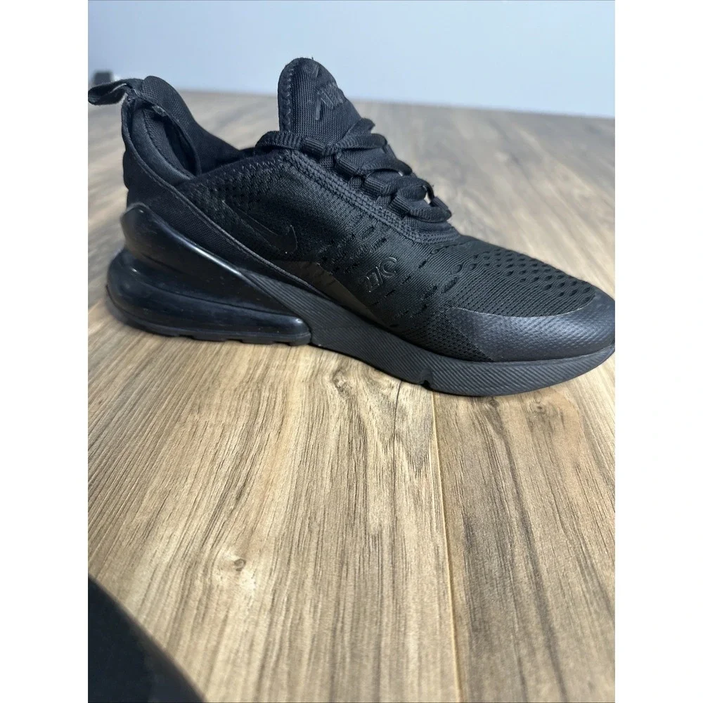 Nike Air Max 270 BQ5776-001 Black Shoe Sneakers Youth Unisex Size 6Y‎